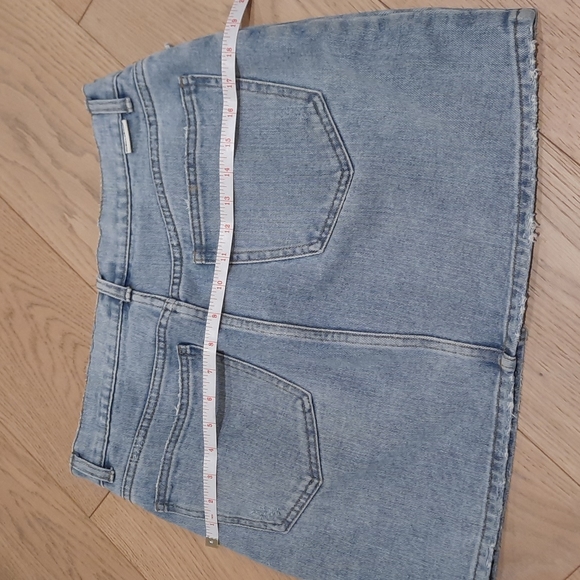Billabong Distressed Jean Skirt Sz 29 - Picture 6 of 8
